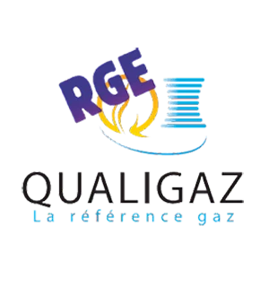 Composition graphique professionnelle et minimaliste présentant les logos officiels des certifications et labels de l'entreprise (MEF - Meilleures Entreprises de France, RGE - Reconnu Garant de l'Environnement, et Artisan Artipole du réseau Rencovap) disposés de manière équilibrée et symétrique sur un fond blanc ou gris très clair. Les logos doivent être clairement lisibles, espacés professionnellement selon les normes de charte graphique, sans texte descriptif supplémentaire. Style épuré et moderne, aspect officiel et certifié.